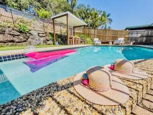 Family Paradise Beach House - Bilinga