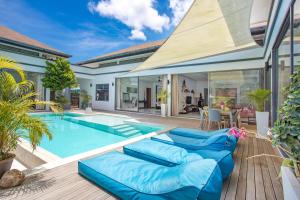 Luxury 4BR Villa Virginie, Salt Pool, Rawai