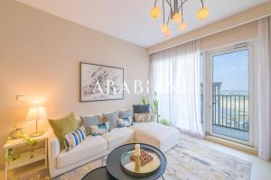 Sophisticated 1BR with City View in Creek Harbor