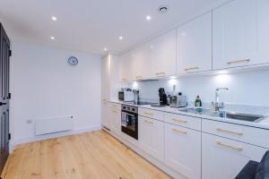 Cozy 1-Bedroom Getaway in Sale