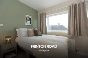 Stunning 3-bed Home in Nottingham by Renzo, Free Driveway Parking, Close to Wollaton Park! - 伊斯特伍德
