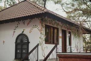 Brij Paraiso Saligao, Goa - An Indo-Portuguese Villa