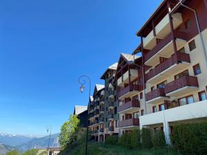 Seven Keys - Ecrin Savoyard