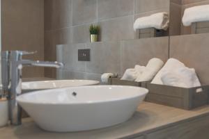 Luxury Villa close to the beach with pool ABEONA