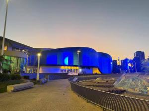 Charming Downtown Getaway in Long Beach