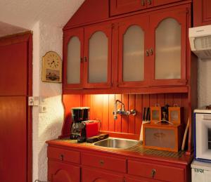 Dandy Villas Agoriani-Chalet Orelia-Fireplace