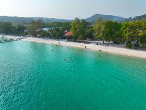 Kohrong Central Beach