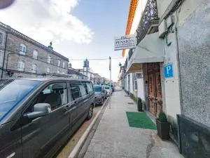 Pension La Corredera - Túy