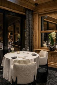 Hotels Domaine de Montagne - Hotel Chalet Frere Joseph : photos des chambres