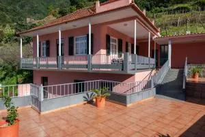 Domingos House - Valley View - Boaventura