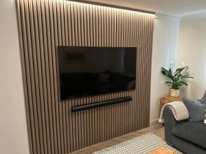 Detached Luxury Coach House - Sky Sports Cinema - EVCharger