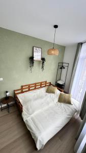 Charming Place in Brussels Ideal near the Metro