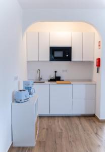 Brisa do Mar - Apartments - T1 with Garden & AC near the Sea, Lagos