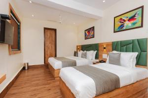 FabHotel Airport Palace - Nr Mumbai International Airport