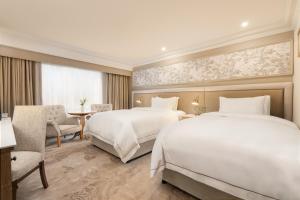 Brooks Hotel