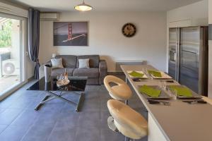 Les Vergers - Calme, Piscine, Parking & Terrasse