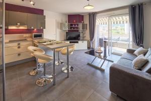 Appartements Les Vergers - Calme, Piscine, Parking & Terrasse : photos des chambres