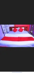 SJ HOMESTAYs 2 - Тірупаті