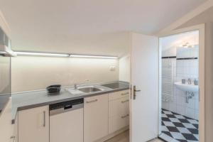 Villa Iduna Ferienwohnung No 7 - 2 OG mit Balkon nach Osten