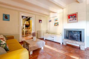 Typical Tuscan home in the village of Cetona