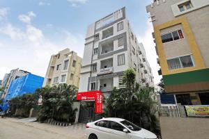 Super Townhouse Sri Nirvana Inn