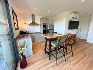 Maisons de vacances BelleVue - Jardin-Montagne-Calme : photos des chambres