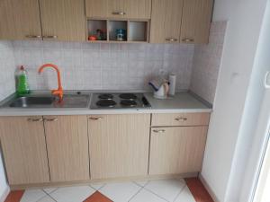 Apartment 3599-1 for 6 Pers in Vodice