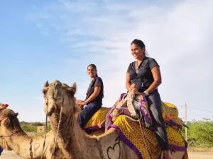 Incredible's Hostel & Safari - Chandhan