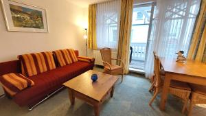 Haus & Villa Strandburg by Rujana