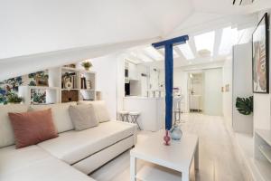 Charming Apartment in Heart of Madrid