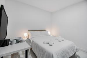 Las Palmas Comfort Rooms