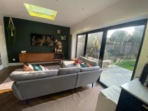 Family Home 25 minutes to London - Chipstead