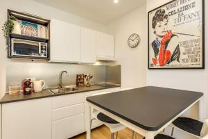 Vatican 10 min Modern apartment AC, Wi-Fi, Netflix