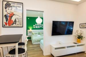 Vatican 10 min Modern apartment AC, Wi-Fi, Netflix