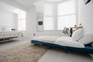 Private Stay by Anfield Shared Kitchen Parking