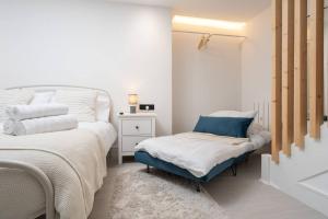 Cosy Nook Kitchen w Washer & SofaBed Parking