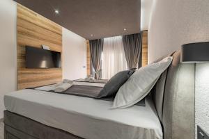 CROWONDER Villa Travera 2 with Heated Swimming Pool - CROWONDER LUXURY RENT