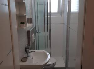 Apartments Golden Horizon with Heated Pool