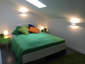 Neues, modernes Steinchalet mit grosser Terrasse und Pool bei Rondinara