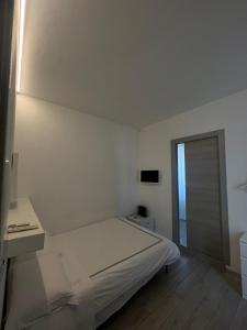 piazza Marconi Rooms