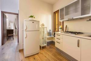 Casa Carolina by Mmega