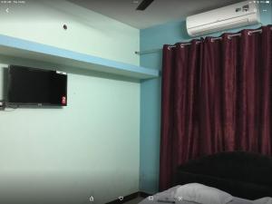 Space craft guest house