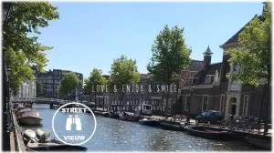Canal View City Apartment - Grootschermer