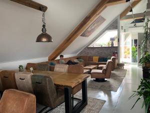 Logement Meijnerswijk Free Parking, Electric Parking, Kitchen,Living room, Free Coffee machine