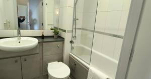 Crown Apartments 4A by Week2Week