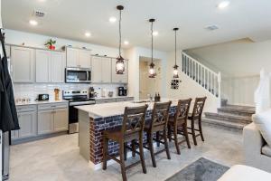 5BR Resort Townhome with Private Pool!