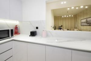 Modern 2 bedroom in Binghatti Crescent JVC- Truebleu vacation homes