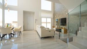 YourSpain Villa Laguna 48