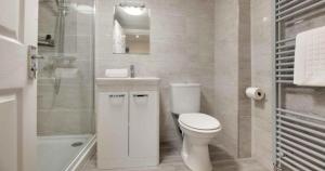 Armstrong Apartments 2-Week2Week