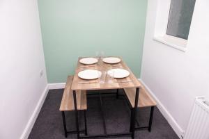 ML Short Stays - Redcar 5 bedroom en-suite contractor house